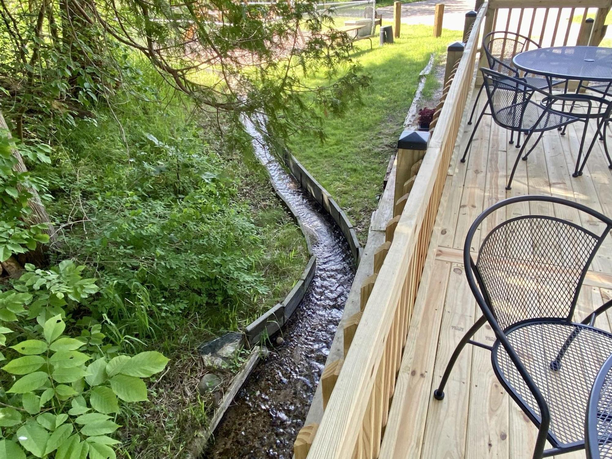 Betsie Riverside Resort Benzonia 외부 사진
