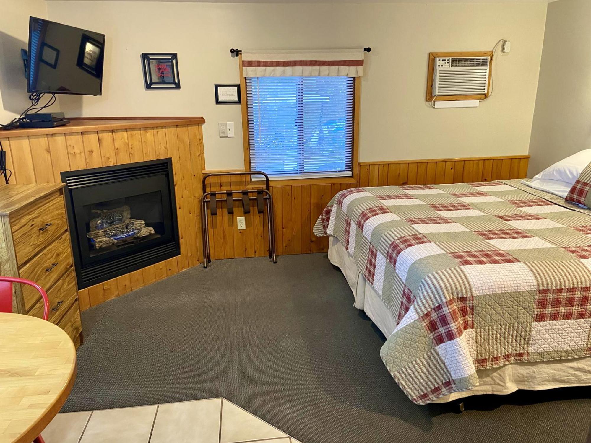Betsie Riverside Resort Benzonia 외부 사진