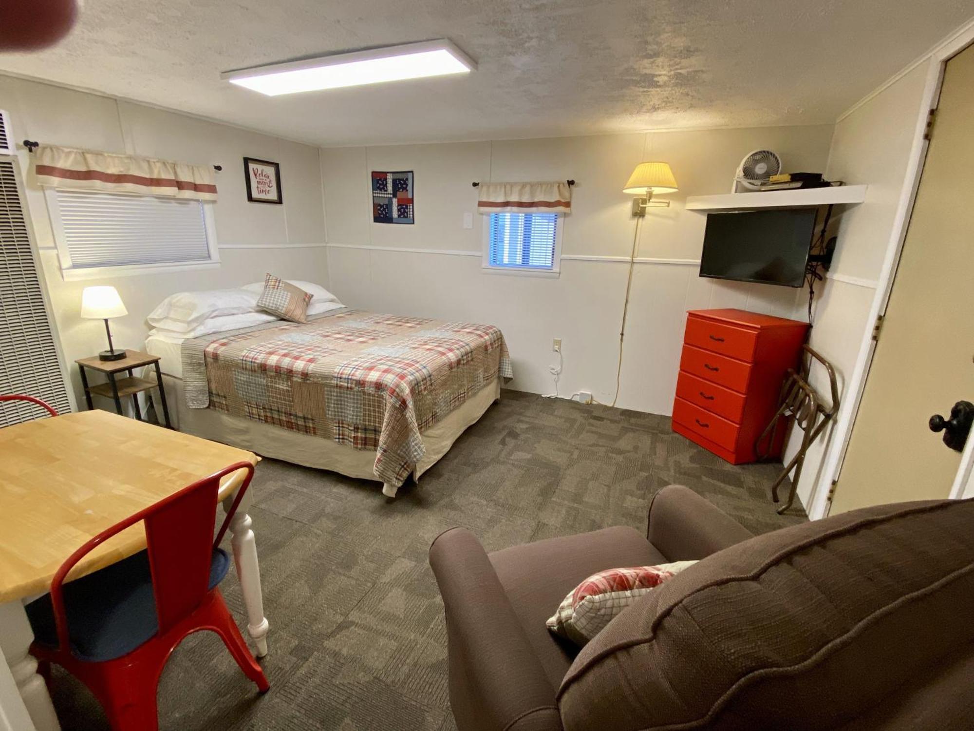 Betsie Riverside Resort Benzonia 외부 사진
